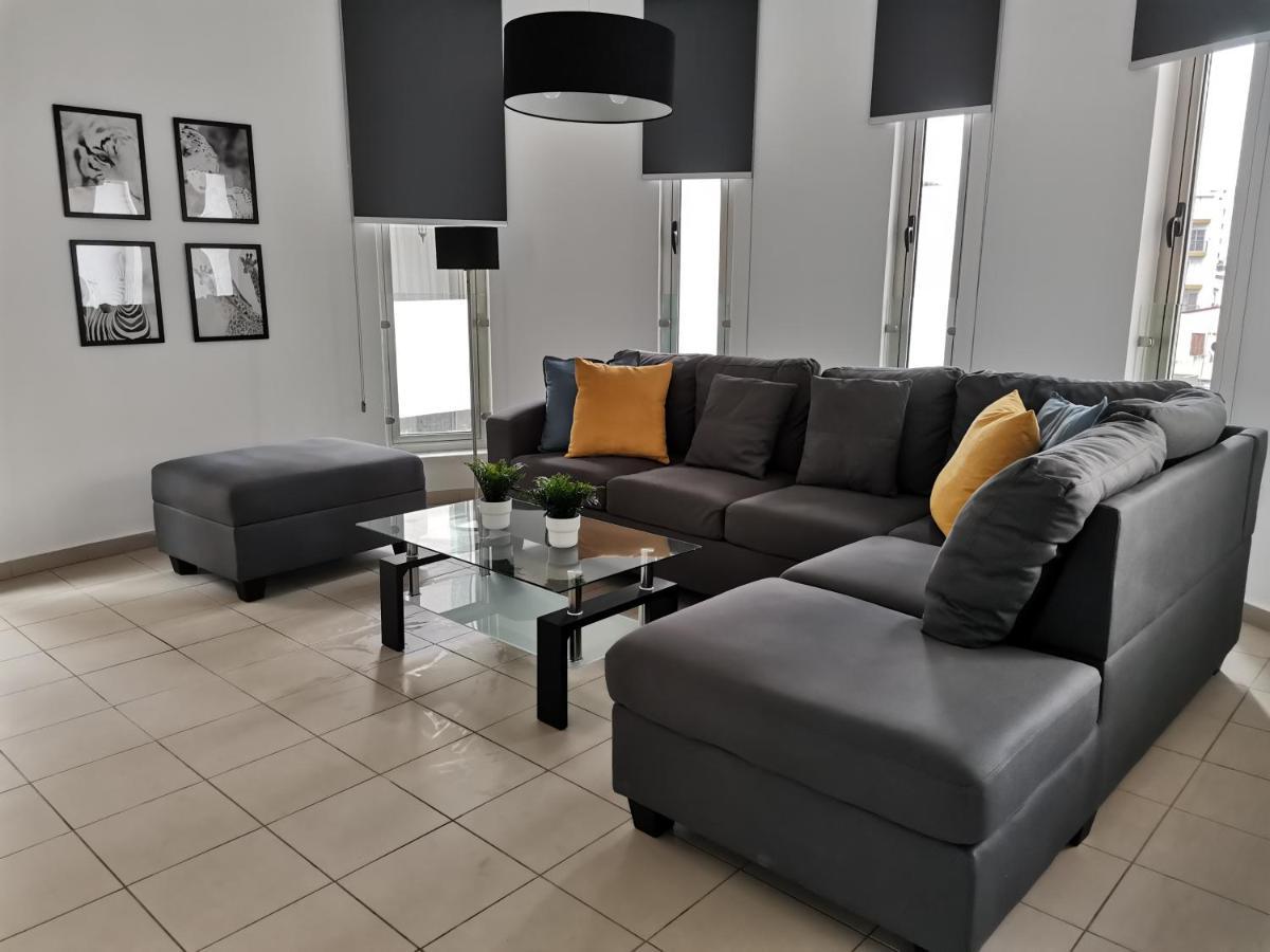 City Flats 308 Larnaca Bagian luar foto